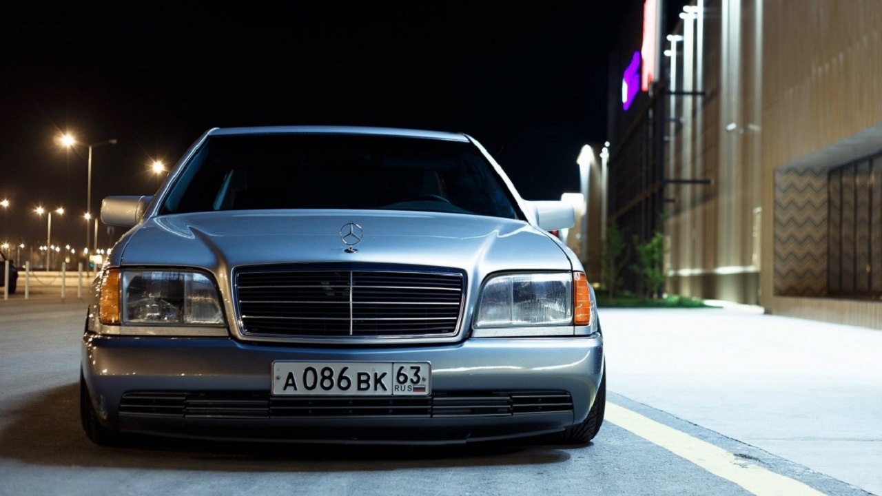 Mercedes W140 