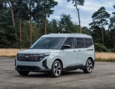 Ford E-Tourneo Courier İncelemesi - Webtekno – Güncel Teknoloji Haberleri ve Video İncelemeleri