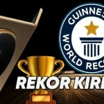 HONOR Magic V5 Guinness Rekorlar Kitabına Girdi - Webtekno