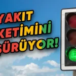 Google, Trafik Işıklarını Optimize Etmeye Başladı
