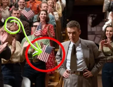 Oppenheimer’da Hayranlar Tarihsel Bir Hata Keşfetti