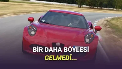 Modern Otomobillerin Unuttuğu His: Alfa Romeo 4C'nin Sürücüsünü Şımartan Özellikleri!