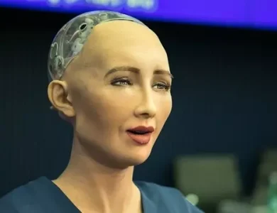 İnsansı Robot Sophia, Şimdi de Portre Çizmeye Başladı 15 İnsansı Robot Sophia, Şimdi de Portre Çizmeye Başladı